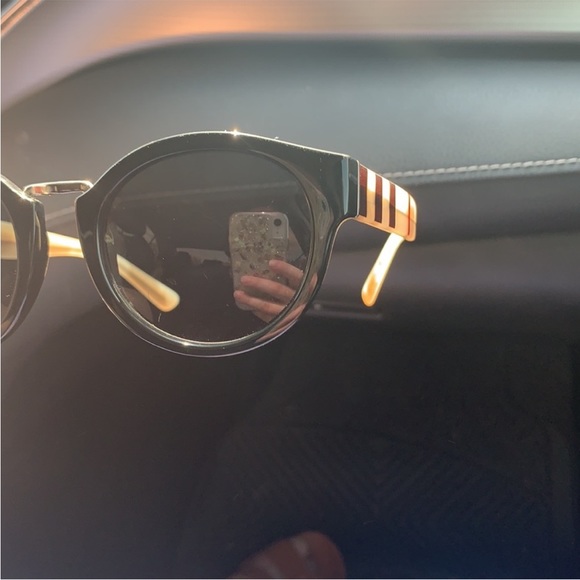 Burberry Sunglasses plaid with case - Picture 11 of 12